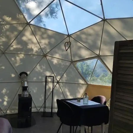 Luxury tent Dome De L'arriou Ourde